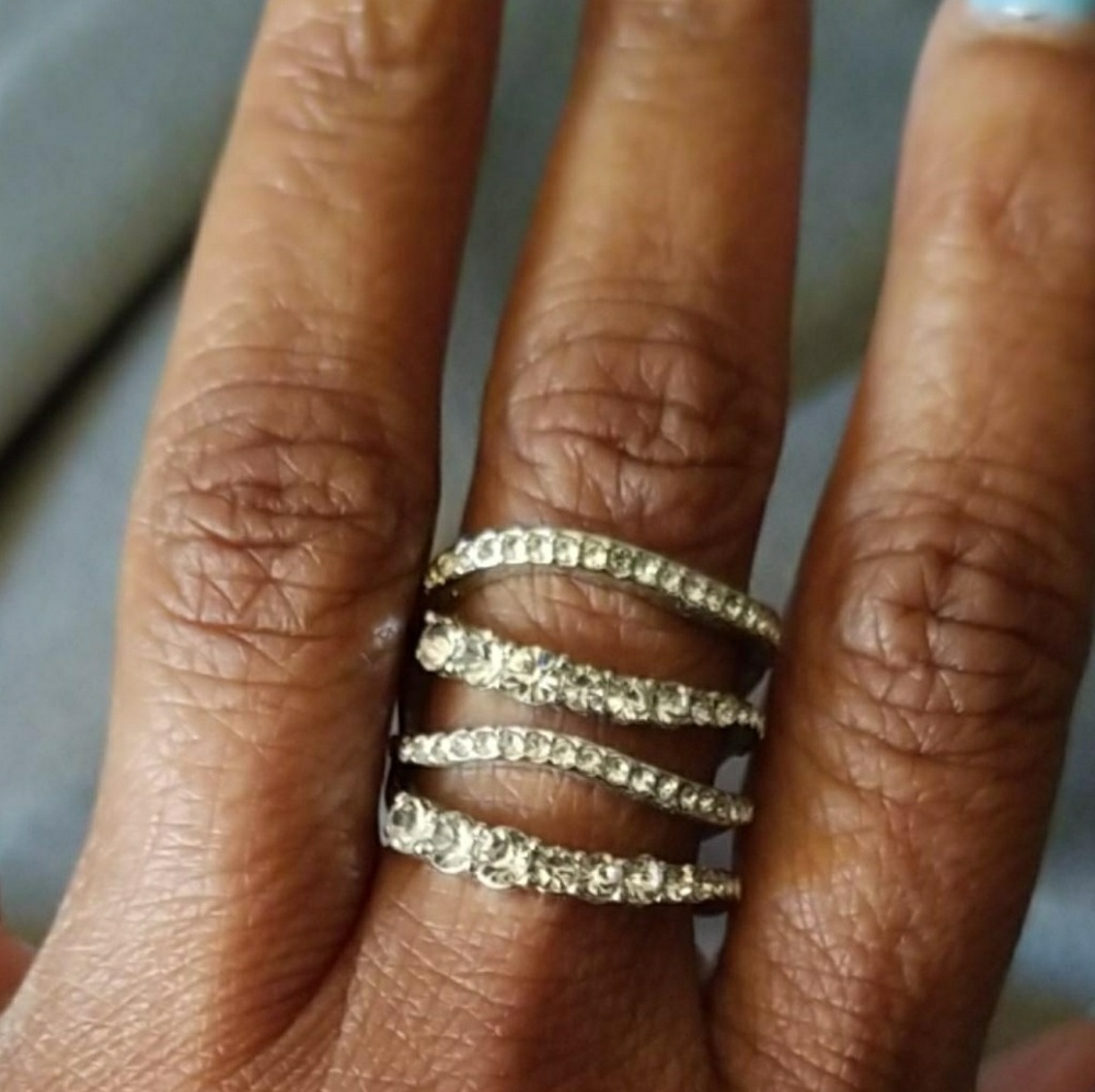 Ring - Picture 2 of 3
